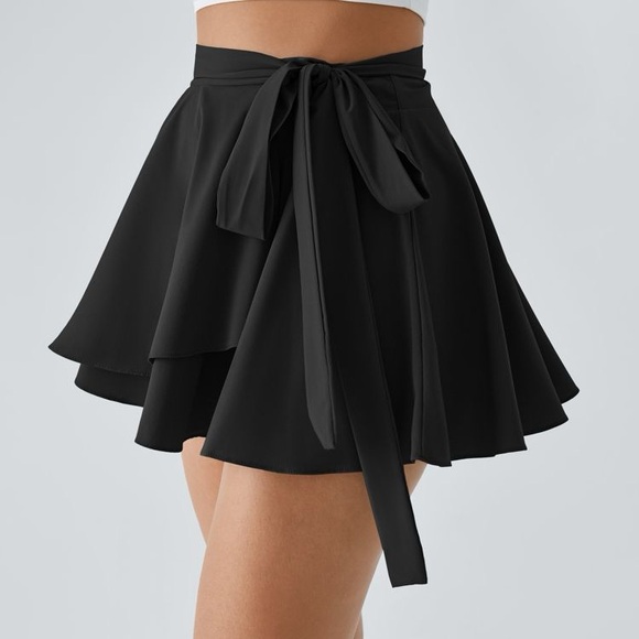 Breezeful High Waisted Tie Side 2-in-1 Pocket Flowy Mini Casual Wrap Skirt Black - Picture 1 of 5